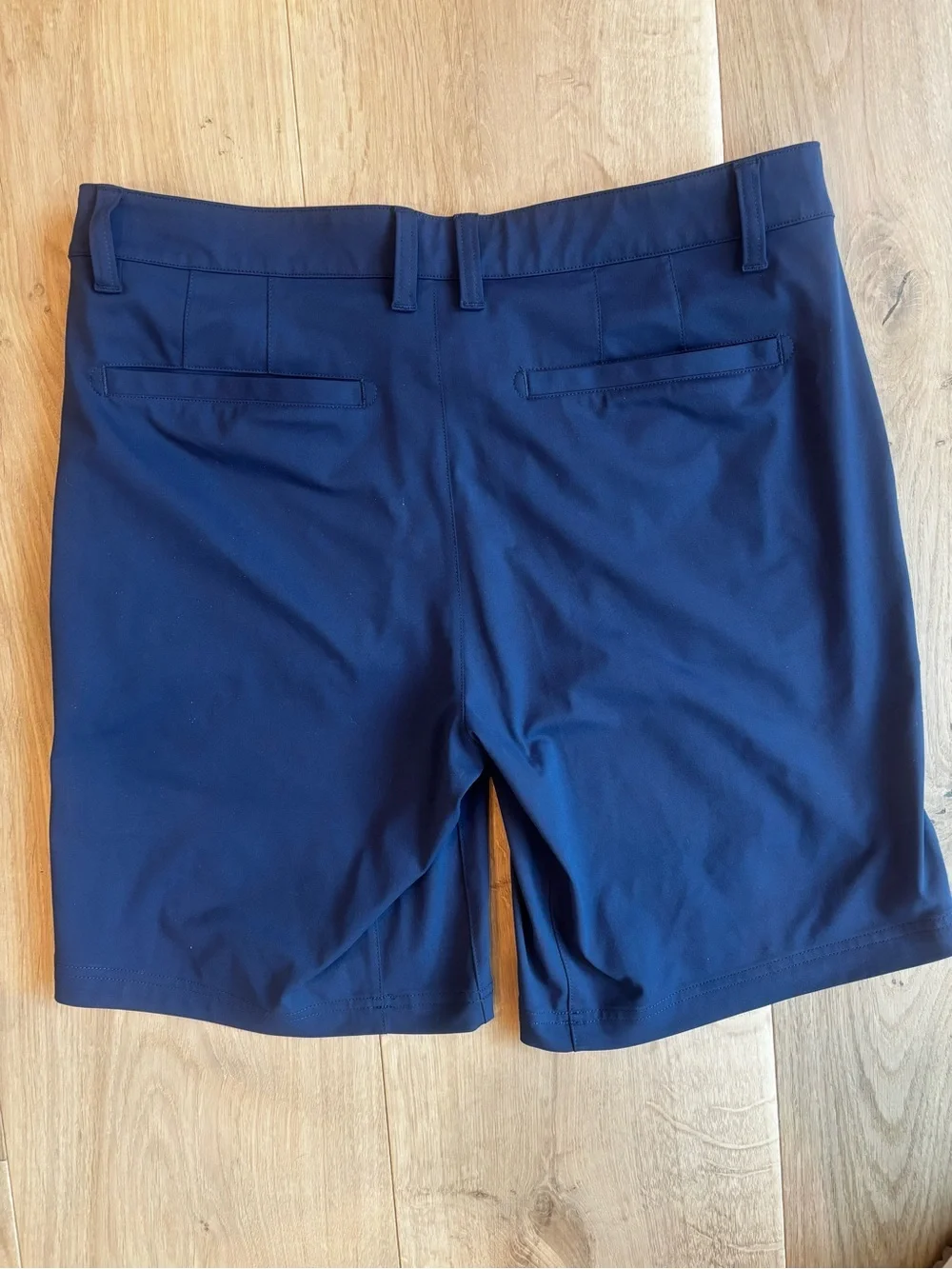 Quince Men's Navy Performance golf Shorts